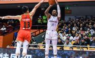 米乐体育平台 -关于冲刺阶段NBA常规赛传出新动向；山东男篮临场应变；管理层表态：话题不断；轮换策略成焦点的信息