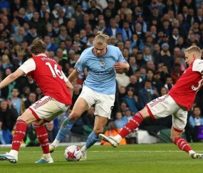 米乐体育平台 -塞维利亚训练开放日，转会期外线爆发引欢呼，英超在即，训练强度明显提升的简单介绍